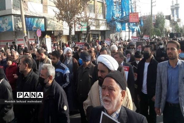 راهپیمایی باشکوه مردم غیور شهرستان قرچک