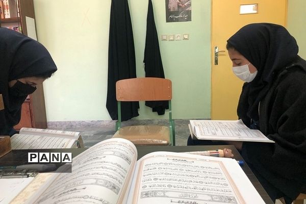برگزاری مسابقات قرآن و عترت  آموزشگاهی در بین دانش‌آموزان رودهن