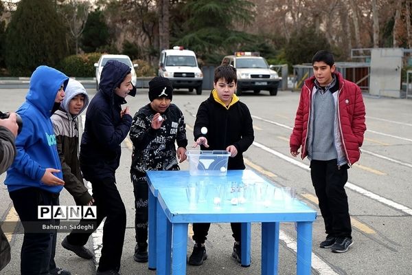 رونمایی و اهدای 110 بازی هیجانی و ورزشی به مدارس مناطق شهر تهران