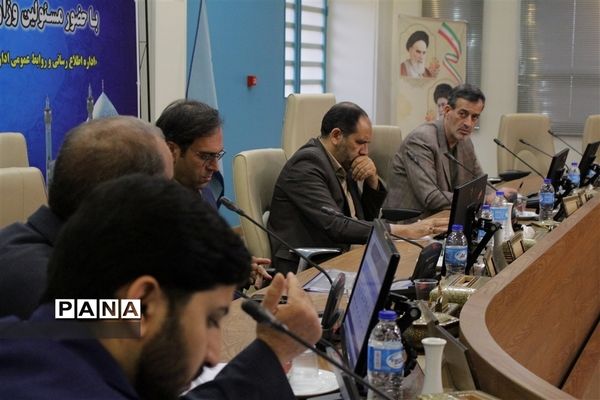 برگزاری جلسه قرارگاه جهادی عدالت تربیتی برابر استان اصفهان با حضور وزیر آموزش و پرورش