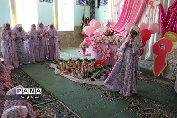 برگزاری جشن تکلیف مدارس آباده