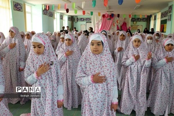 برگزاری جشن تکلیف مدارس آباده