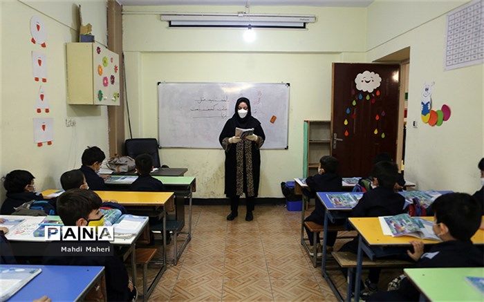 ضرورت اجرای فرمان جهاد تبیین از سوی معلمان در مدارس