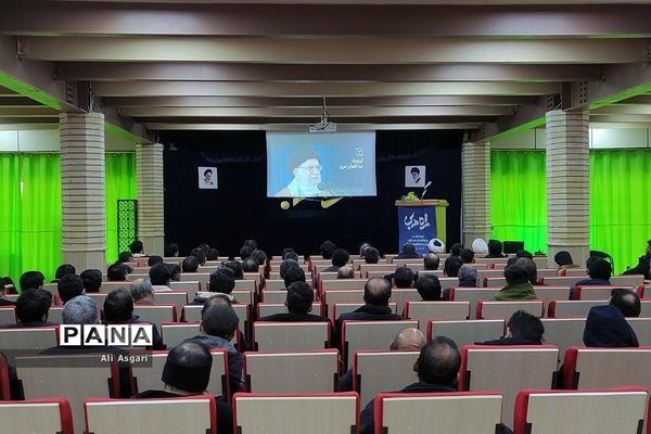 دوره رشد و توانمند‌سازی مربیان و معاونان پرورشی «راه مربی» شهرستان‌های استان تهران