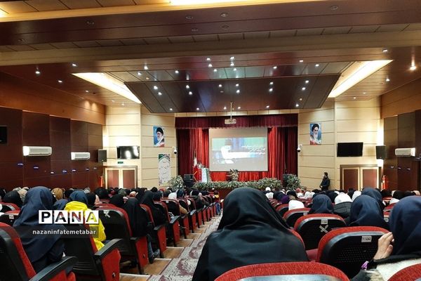 برگزاری همایش بزرگ والدین و فرزندان در فیروزکوه