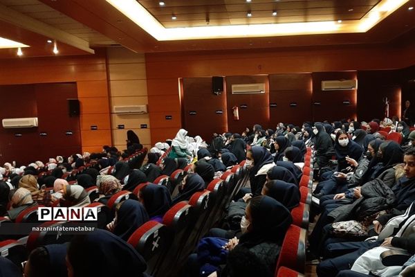 برگزاری همایش بزرگ والدین و فرزندان در فیروزکوه