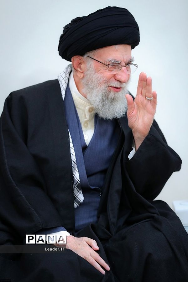 دیدار جمعی از مسئولان سازمان تبلیغات اسلامی با رهبر انقلاب