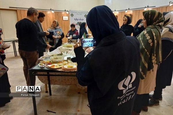 برگزاری جشنواره غذایی ایرانی در شهرستان قرچک