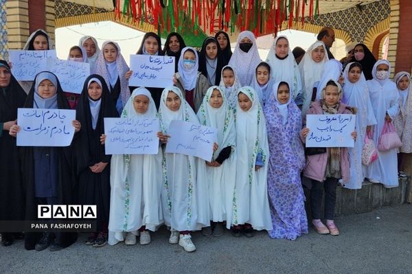 نماز جمعه فشافویه با حضور دانش‌آموزان