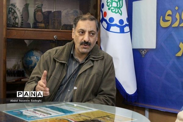 بازدید مدیر امور مالی سازمان دانش‌آموزی کشور از بوشهر