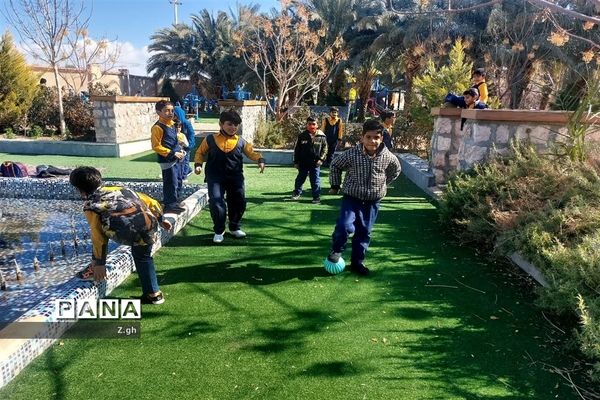 گردش فرهنگی ورزشی دانش‌آموزان مدرسه شهید دهستانی بافق