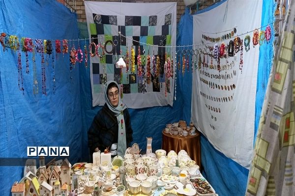 ‌‌نمایشگاه صنایع‌دستی، سوغات و هدایا در شهرستان قاین