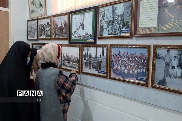 بازدید علمی دانش‌آموزان آموزشگاه شهید اکرمی از موزه فرهنگ و هنر بافق