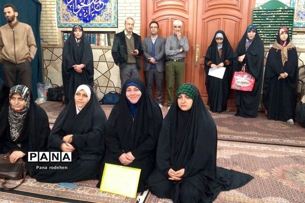 اعزام دانش‌آموزان به اردوی راهیان نور در رودهن