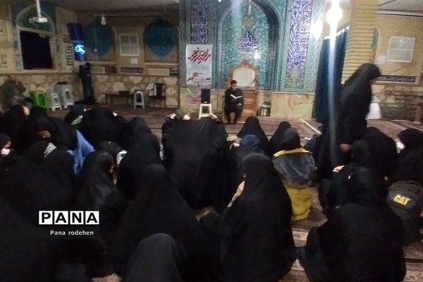 اعزام دانش‌آموزان به اردوی راهیان نور در رودهن