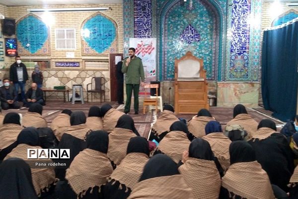 اعزام دانش‌آموزان به اردوی راهیان نور در رودهن
