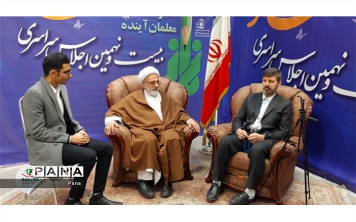 مدیران و معلمان بهترین مشوق دانش‌آموزان برای نماز هستند