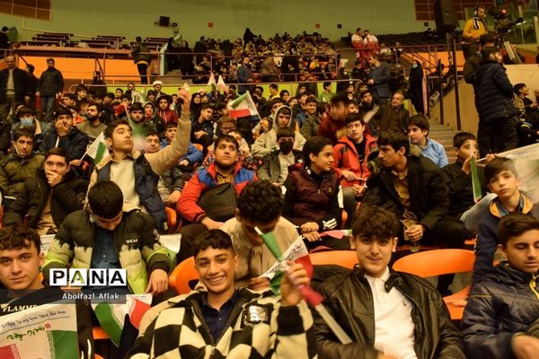 در آستانه سالروز پیروزی انقلاب اسلامی جشن فرزندان انقلاب در ورزشگاه آزادی