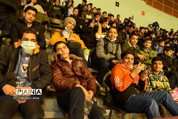 در آستانه سالروز پیروزی انقلاب اسلامی جشن فرزندان انقلاب در ورزشگاه آزادی