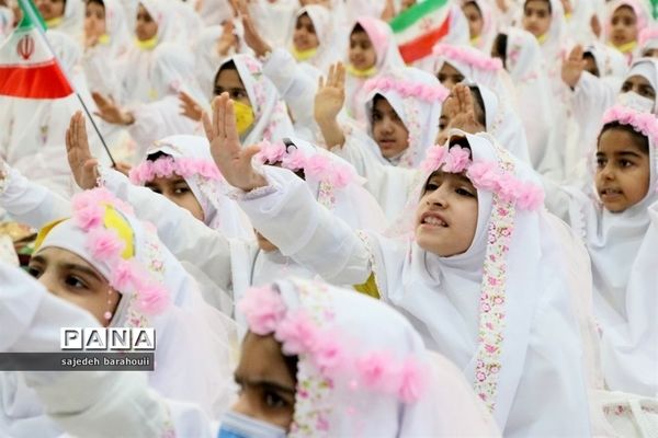 جشن تکلیف دختران مدارس ناحیه دو زاهدان