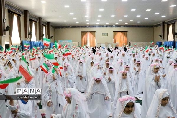 جشن تکلیف دختران مدارس ناحیه دو زاهدان