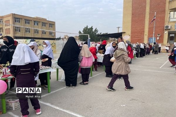 برگزاری بازارچه کسب و کار دانش‌آموزی در دبستان کوکب شهرستان بهبهان