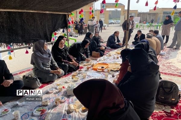 برگزاری بازارچه کسب و کار دانش‌آموزی در دبستان کوکب شهرستان بهبهان