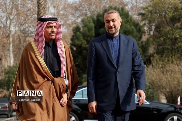 دیدار وزرای خارجه ایران و قطر