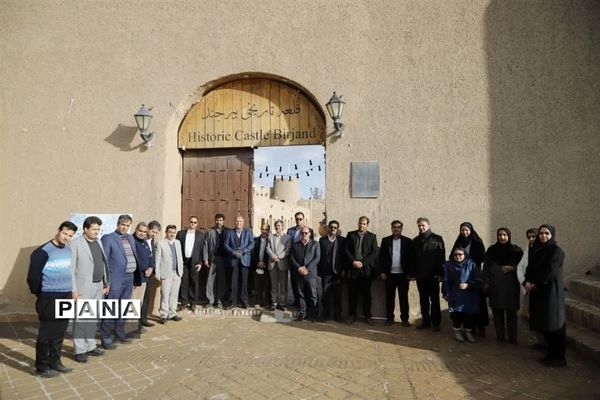 بازدید خبرنگاران از پروژه‌های مختلف شهرداری بیرجند