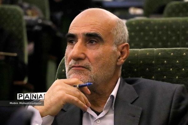 نشست خبری استاندار آذربایجان شرقی به مناسب دهه فجر