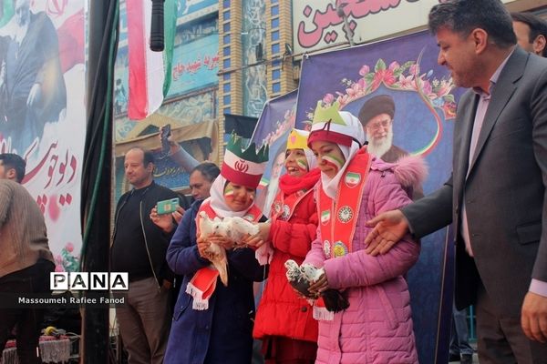 گلبانگ زنگ انقلاب در شهرستان گلبهار