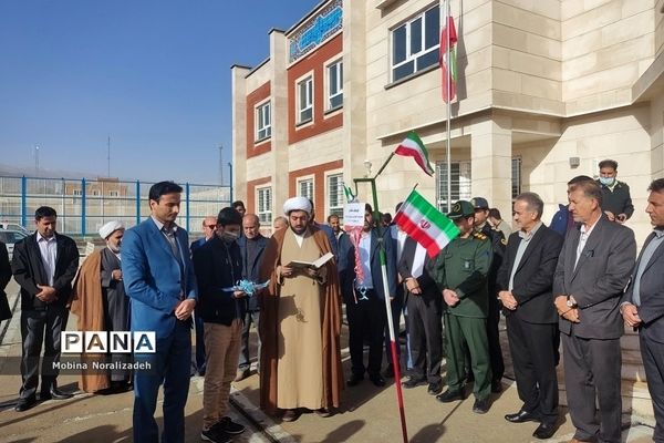 نواخته شدن زنگ انقلاب در شهرستان بدره استان ایلام