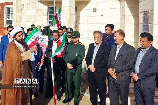 نواخته شدن زنگ انقلاب در شهرستان بدره استان ایلام