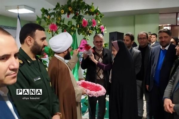 صدای زنگ انقلاب در مدارس شهرستان قدس طنین انداز شد