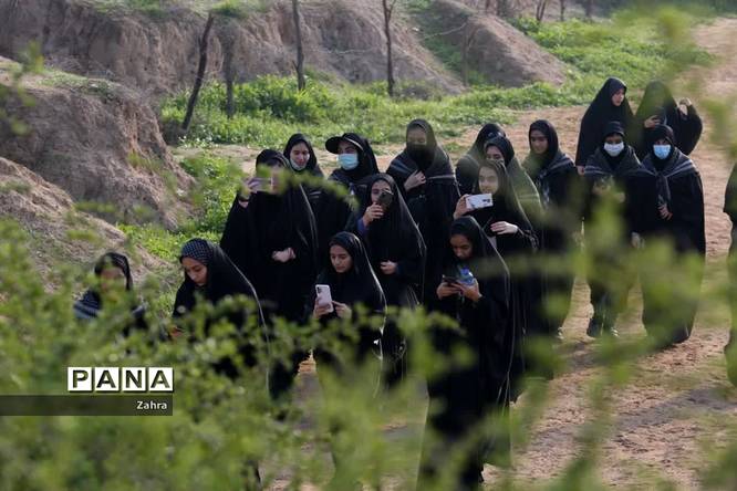 سفر راهیان نور دانشآموزان منطقه جوادآباد