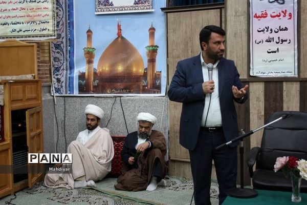 برپایی میز خدمت انقلاب در ایام الله دهه فجر در شهرجوادآباد