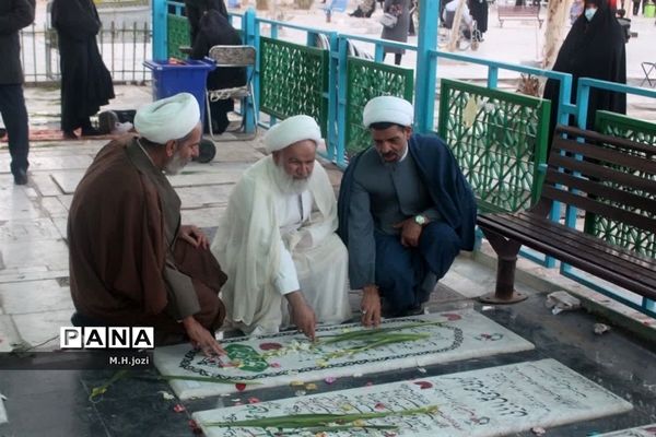 گلباران مزار شهدای قم  بمناسبت دهه فجر