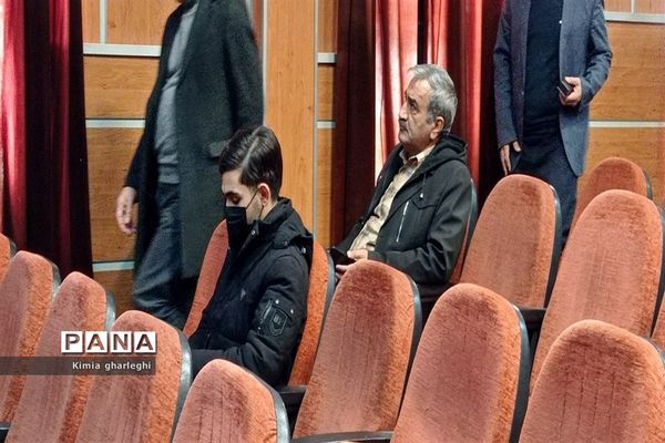 همایش بصیرت افزایی سیاسی و تبیین چرایی عفاف و حجاب در قرچک