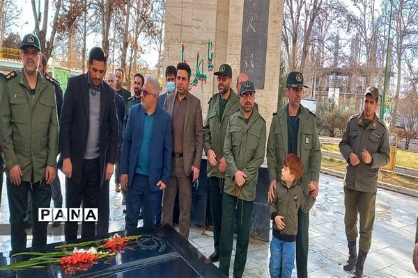 برگزاری مراسم غبار‌روبی مزار شهدای شهرستان نظرآباد