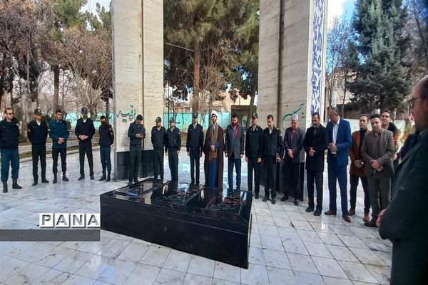 برگزاری مراسم غبار‌روبی مزار شهدای شهرستان نظرآباد