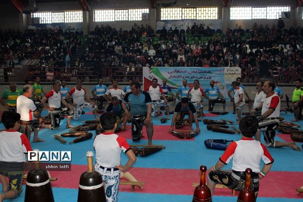 همایش همگانی «ورزش، عزت و افتخار» در کرمانشاه