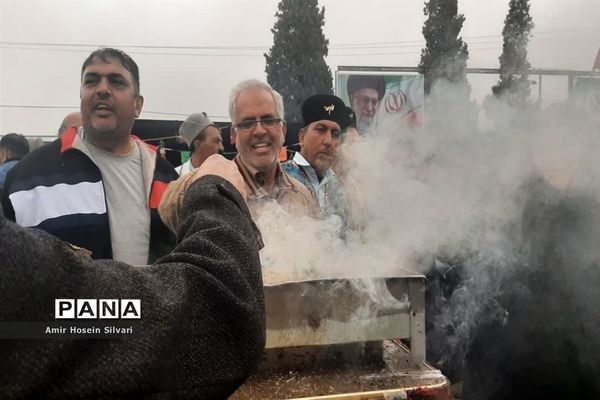 همایش پیاده‌روی خانوادگی در جهرم