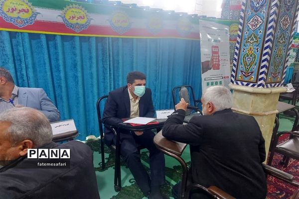 برپایی میز خدمت در نماز جمعه فیروزکوه