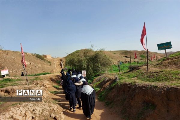 حضور سفیران نور منطقه ۱۳ تهران در اردوی راهیان نور