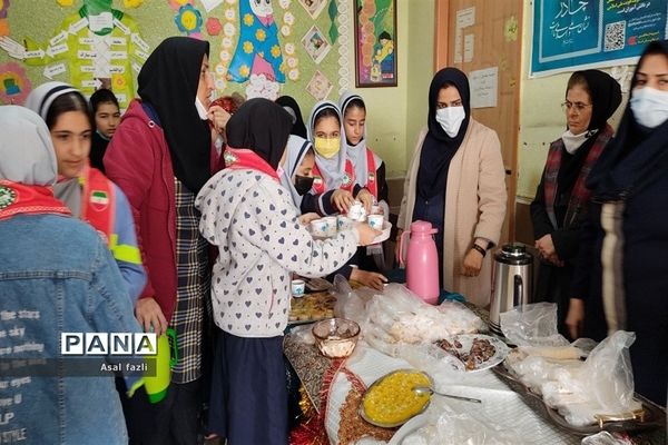 جشن ولادت حضرت علی علیه السلام در آموزشگاه شهیدان اقبال پور ناحیه چهار شیراز