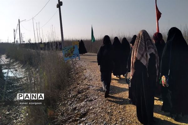حضور دانش‌آموزان قائمشهری در اروندکنار