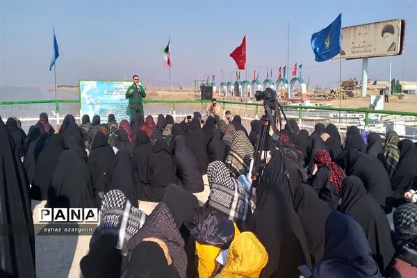 حضور دانش‌آموزان قائمشهری در اروندکنار