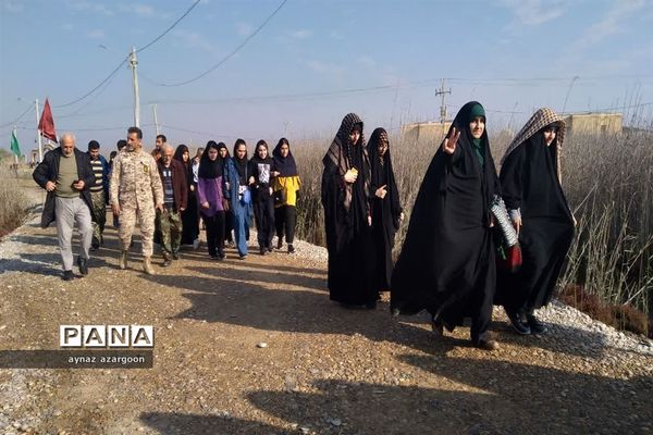 حضور دانش‌آموزان قائمشهری در اروندکنار