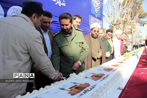 تهیه کیک 80متری در شهرستان اسلامشهر
