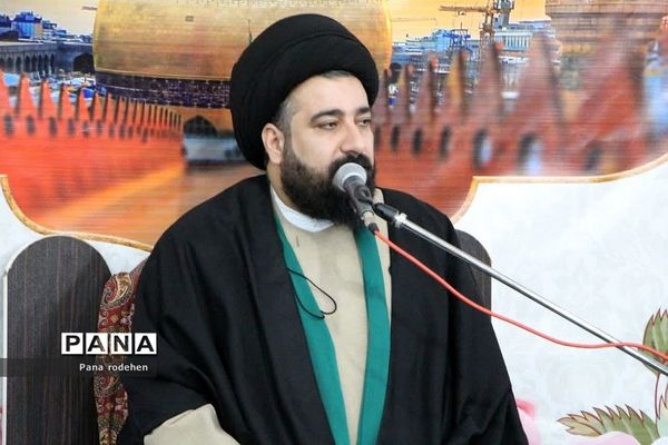مراسم اعتکاف دانش‌آموزان پسر در رودهن